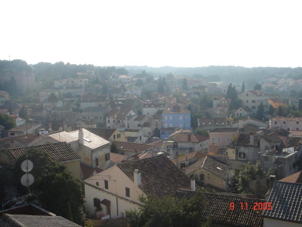 Accommodation Branka Mali Losinj Bagian luar foto